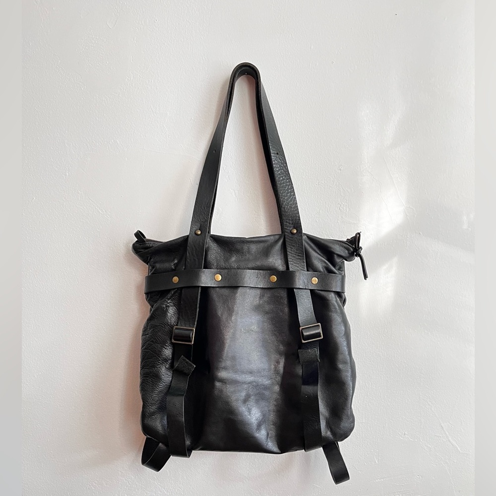 Spencer Divine Classic Core LG A-line Black Leather Convertible Tote Backpack